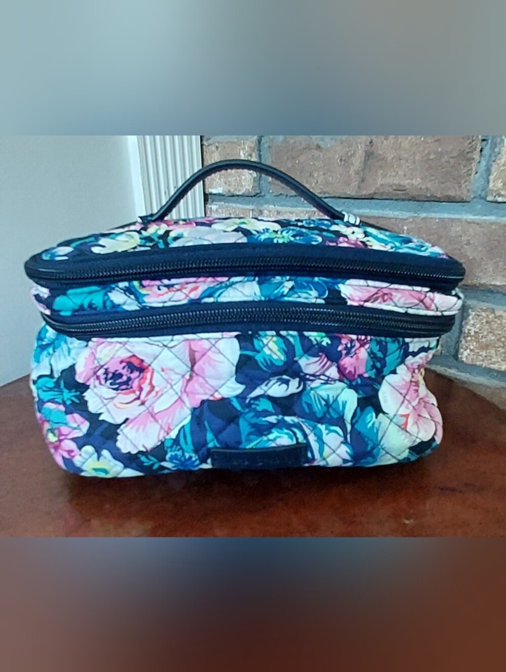 Vera Bradley Quilted Garden Grove Makeup Cosmetic Bag 2 Zip Sections Handle